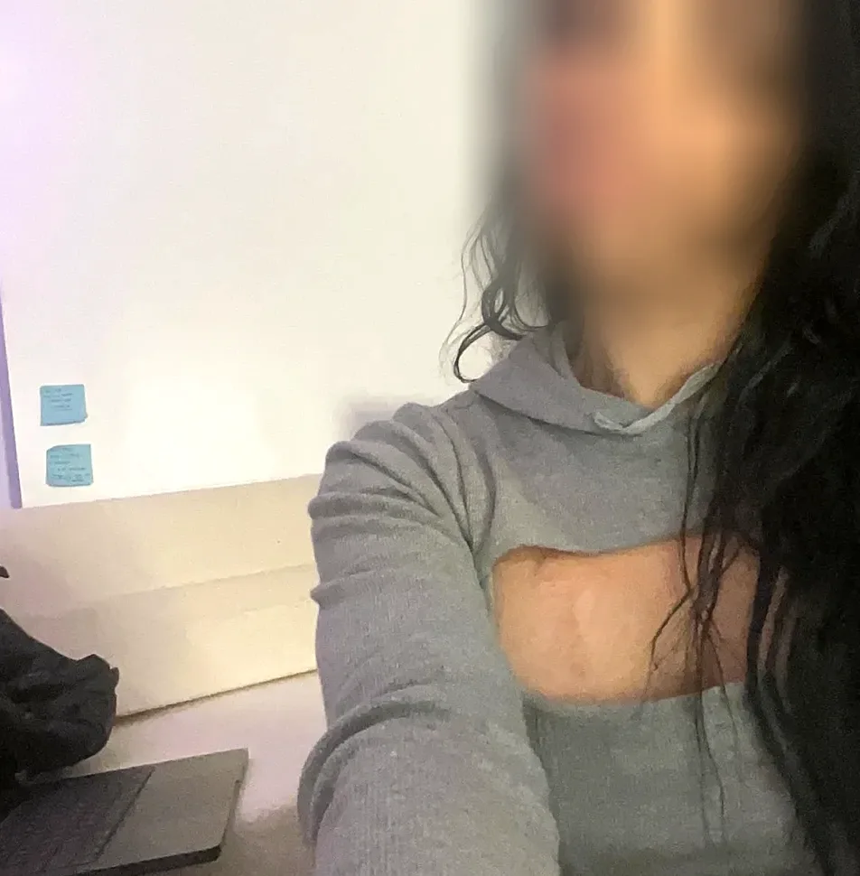 Caroline, 20