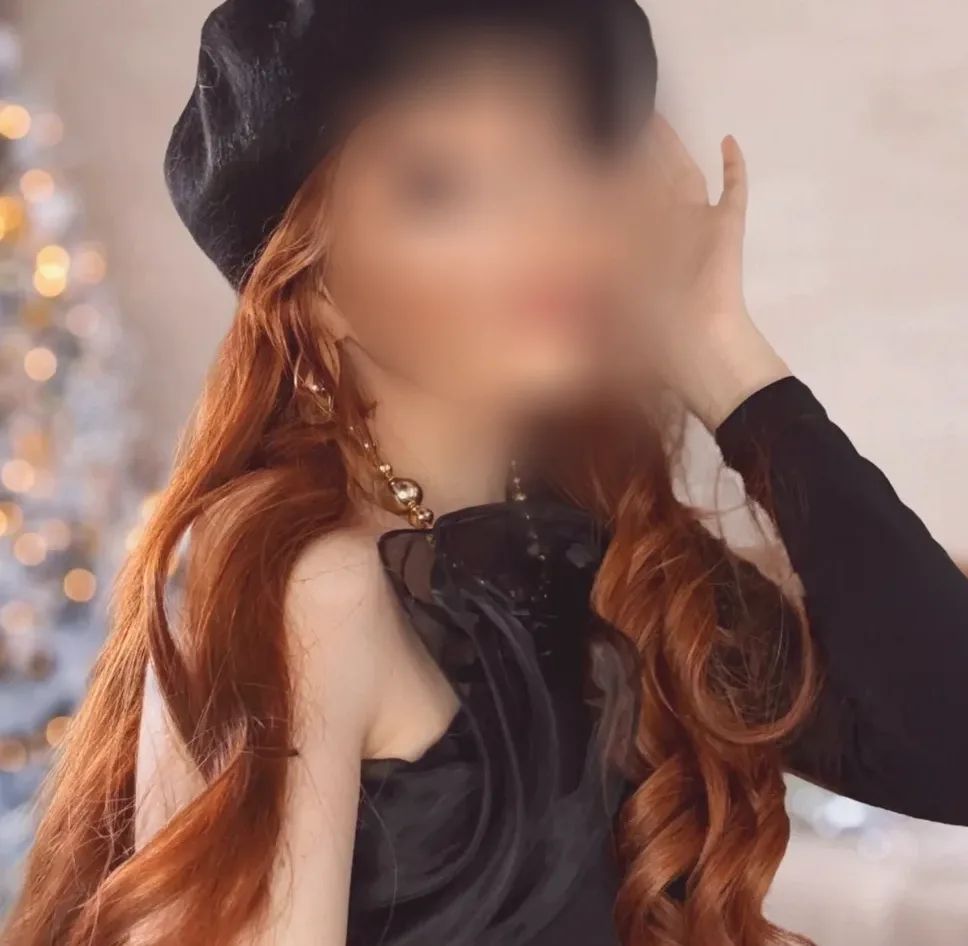 Christina, 27