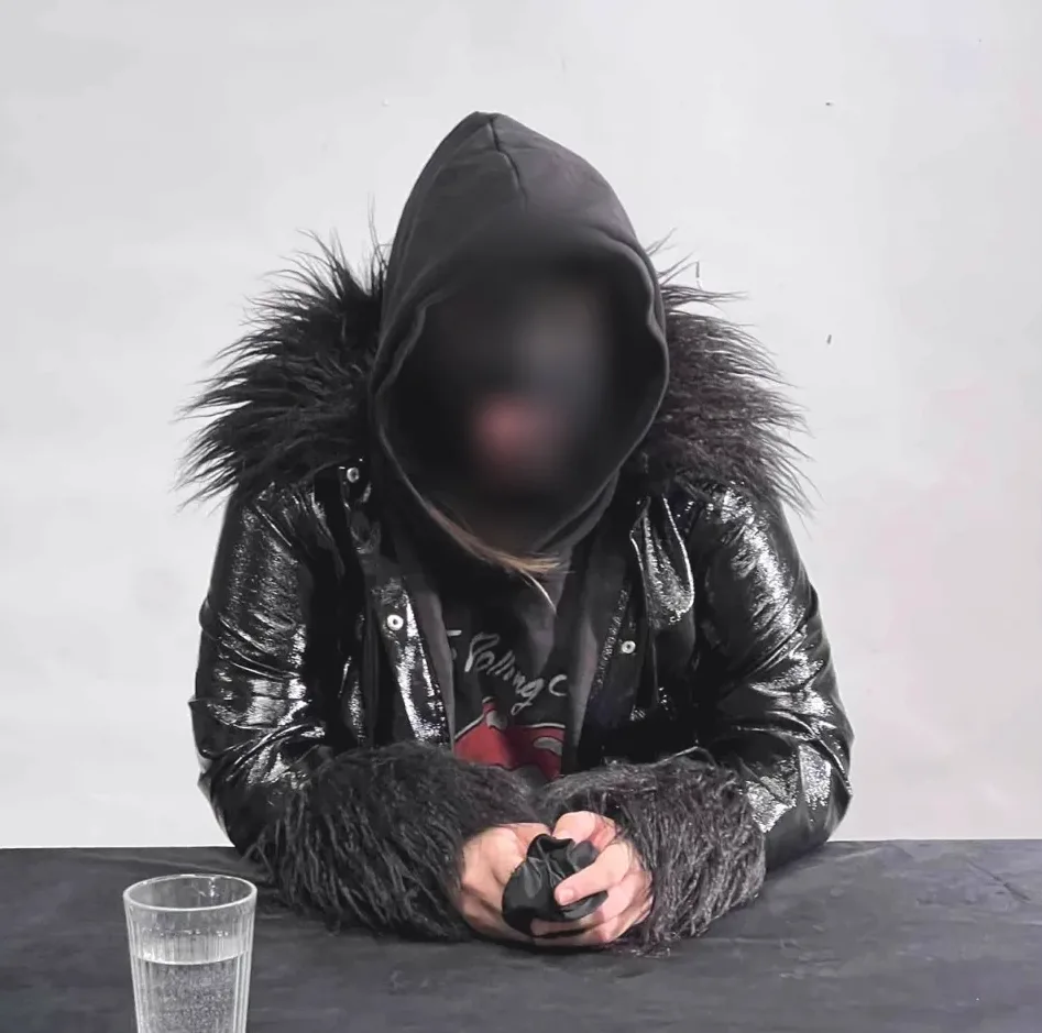 Emelie, 21