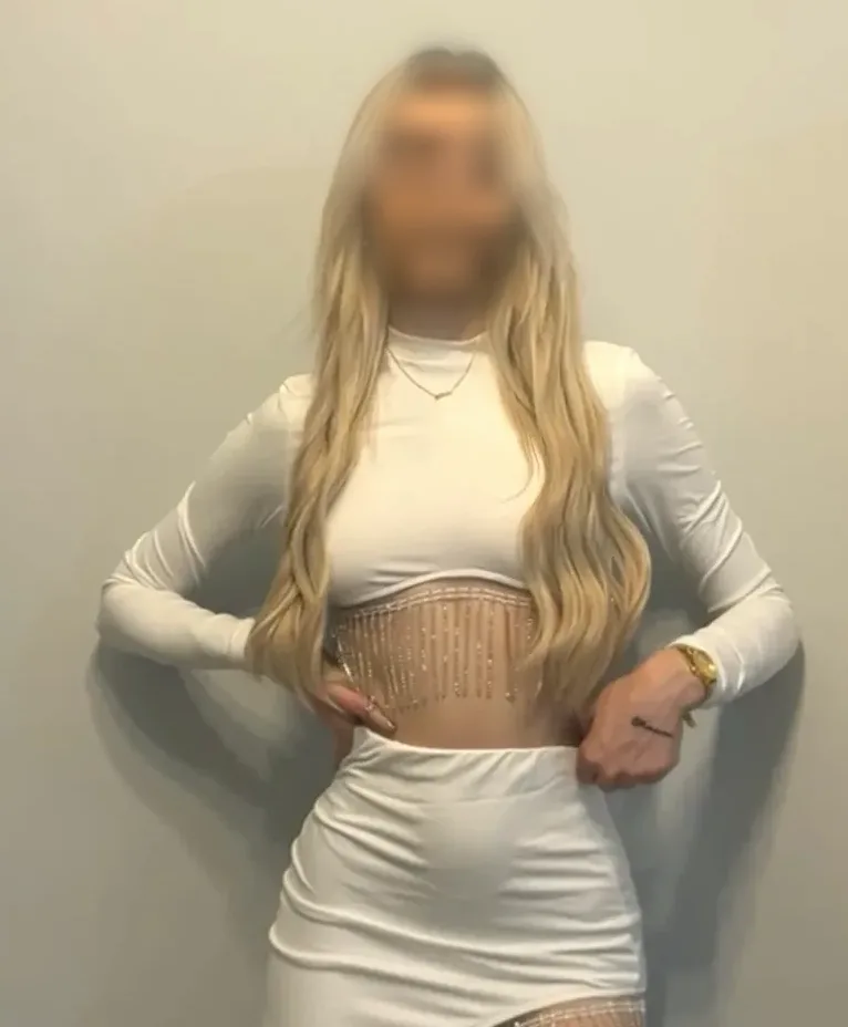 Jeanette, 20