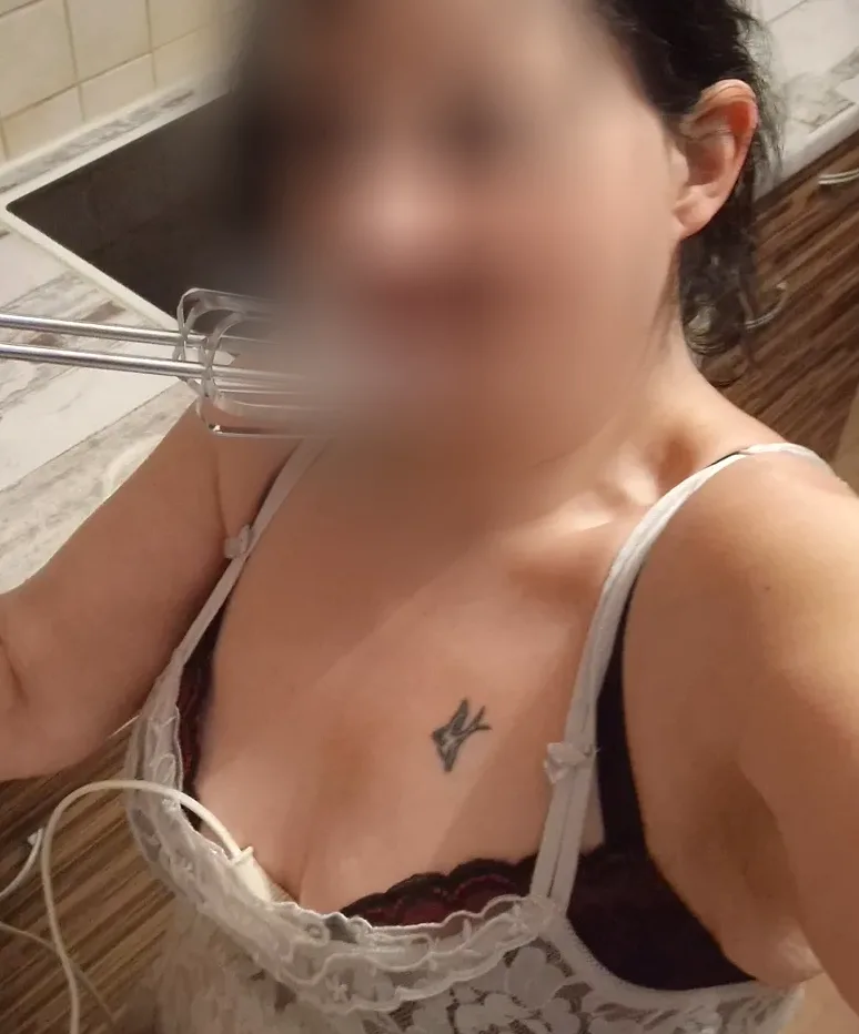 Lejla, 36