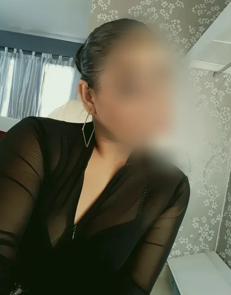 Sofie, 35